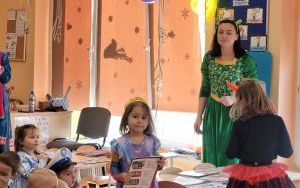 karnawał postaci z bajek i wsparcie edukacji Ruela 2025 (11)